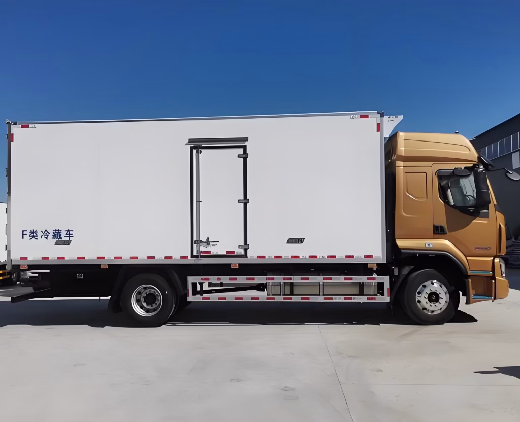 Refrigerated Box Truck Repair: Protecting Your Cargo and Your Reputation