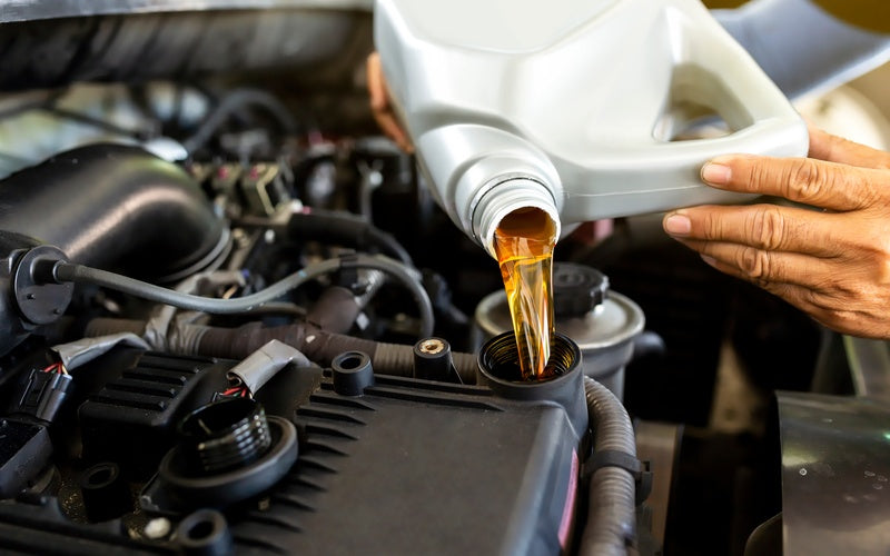 Choosing the Right Oil for Your Trailer Engine: Keep Your Rig Running Smoothly