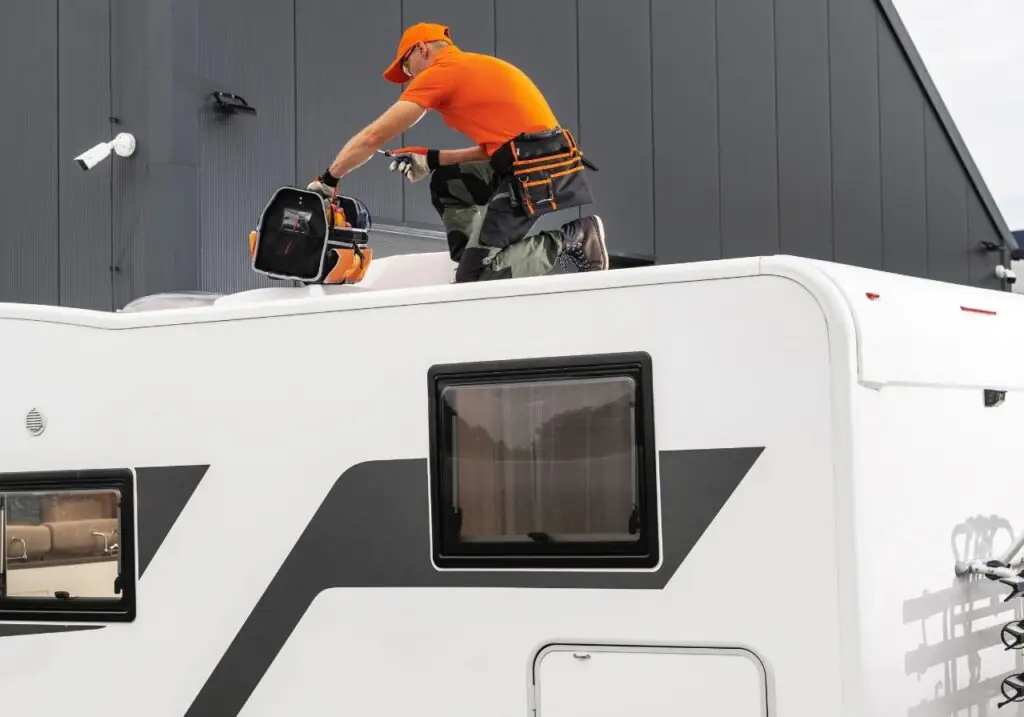 Trailer Roof and Leak Repair Services